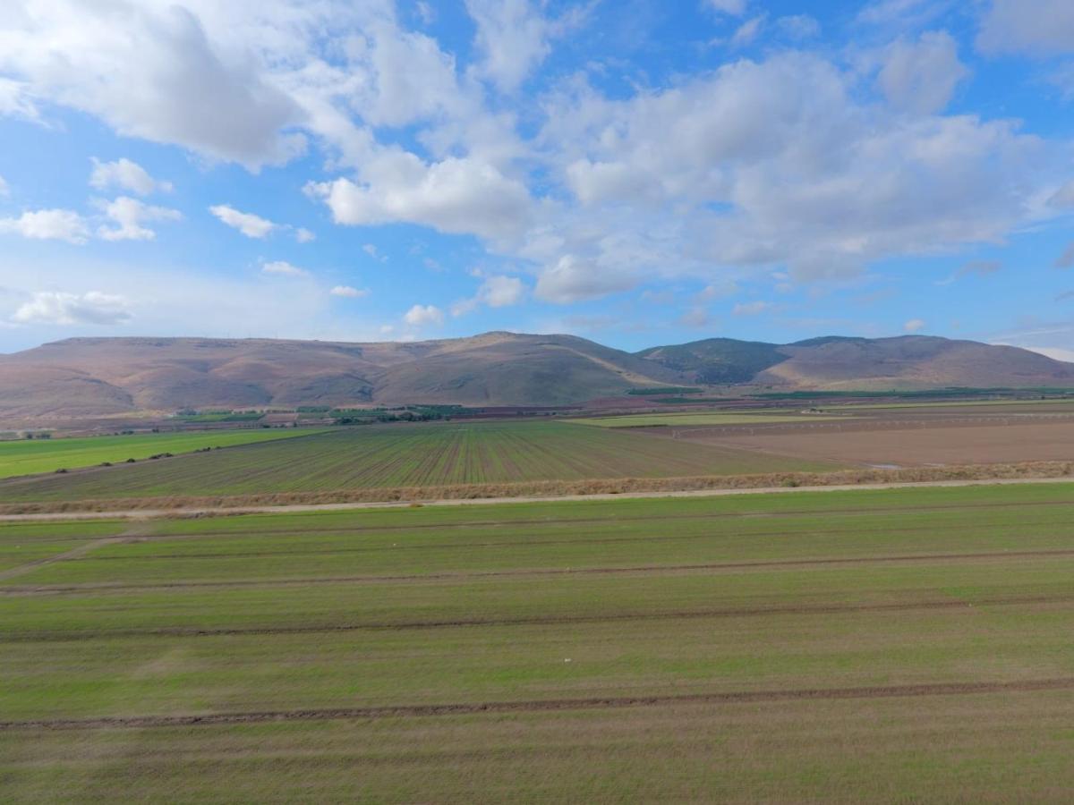 Gilboa View - יחידת אירוח מתוקה Apartment Reshafim ภายนอก รูปภาพ